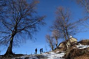 Facile, panoramica, bella escursione su strada sterrata da Avolasio ai Piani d’Artavaggio il 29 gennaio 2017  - FOTOGALLERY